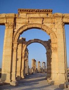 By James Gordon from Los Angeles, California, USA (Palmyra, Syria) [CC BY 2.0  via Wikimedia Commons