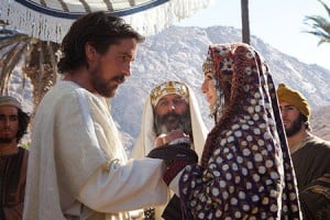 Moses and his wife Zipporah (Maria Valverde)
