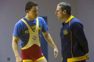 Mark Schultz (Channing Tatum) with du Pont