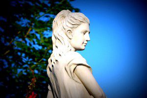 Roman Goddess Statue (public domain image).