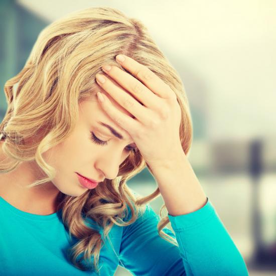 6 Telltale Signs that You Might be Experiencing ANXIETY (and How to Get Help)-0