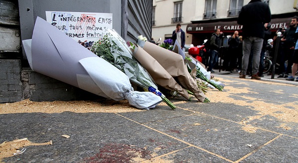 "Paris Shootings - The day after (22593523647)" by Maya-Anaïs Yataghène from Paris, France Licensed under CC BY 2.0 via Wikimedia Commons 