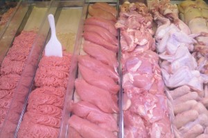 Poultry fillets in the meat case of a grocery store. Photo by Barbara Newhall