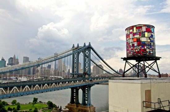 Brooklyn is a Water Tower Town. (click pic to learn more about Tom Fruin's sculpture)