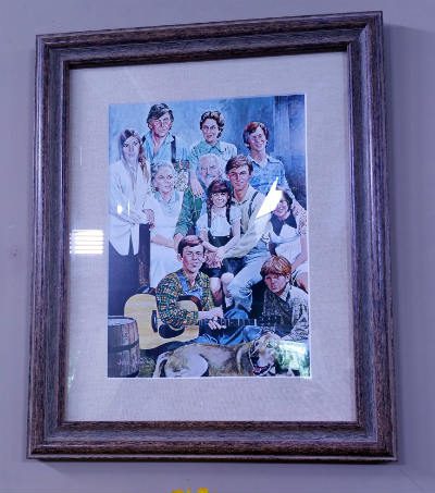 Walton-Reunion-Portrait