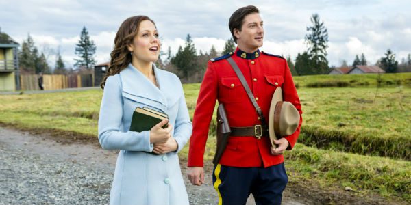 Daniel Lissing, Lori Loughlin in 'When Calls the Heart' Holiday