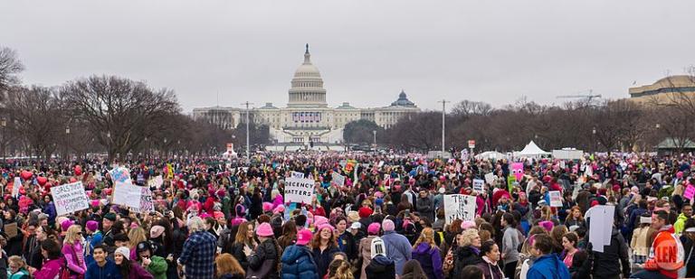 https://commons.wikimedia.org/wiki/File%3ATrump-WomensMarch_2017-top-1510075_(32409710246).jpg; By Mark Dixon from Pittsburgh, PA (Trump-WomensMarch_2017-top-1510075) [CC BY 2.0 (http://creativecommons.org/licenses/by/2.0)], via Wikimedia Commons