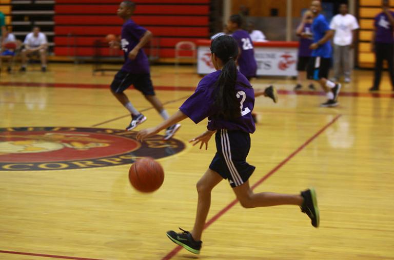 https://commons.wikimedia.org/wiki/File%3ABasketball_gateway_to_youth_mentoring_program_130222-M-ZB219-151.jpg; By Cpl. Paul Peterson (https://www.dvidshub.net/image/875178) [Public domain], via Wikimedia Commons