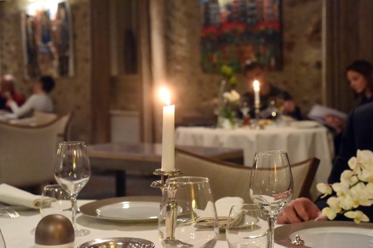 from Pixabay; https://pixabay.com/en/restaurant-table-light-candle-710961/