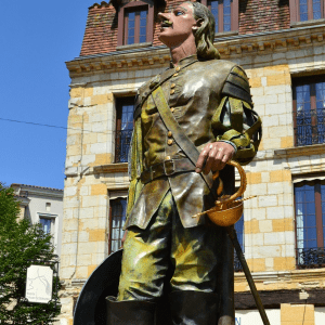 Cyrano-Statue