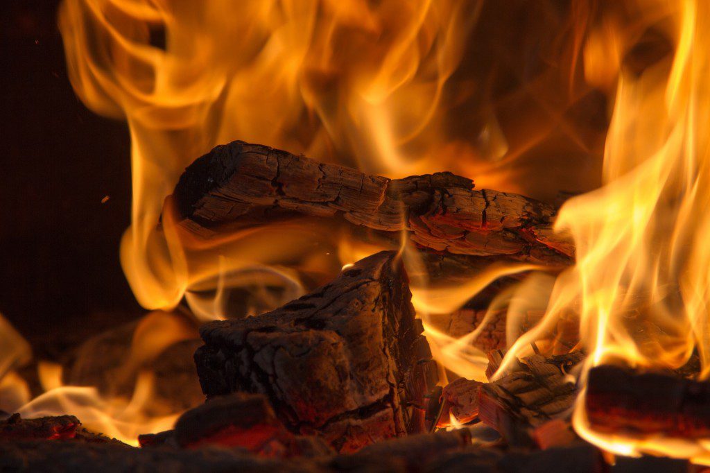 fire-1030995_1920