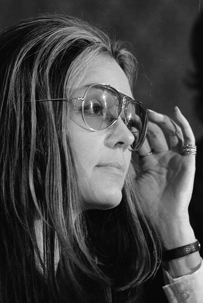 402px-Gloria_Steinem_at_news_conference,_Women's_Action_Alliance,_January_12,_1972