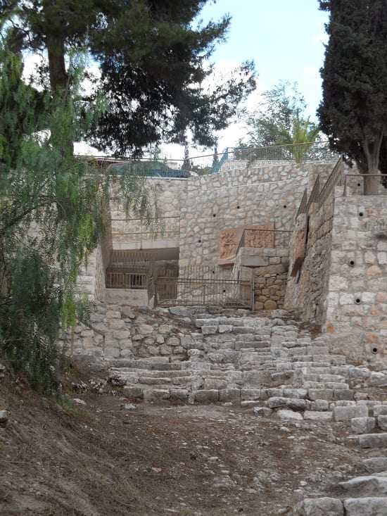 Archaeology Jesus Crucifixion Tomb The Via Dolorosa Dave Armstrong   SAM 3660 550 Width 