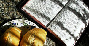 bible-162734_640_opt