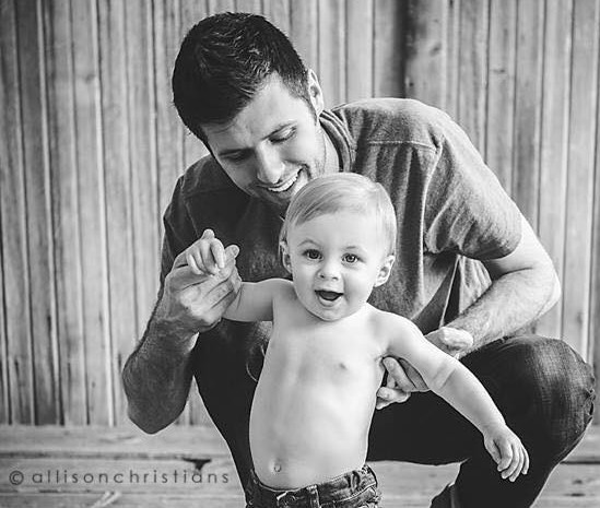 Allison_Christians_toddler_with_dad_full