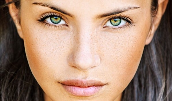 Green eyes and freckles