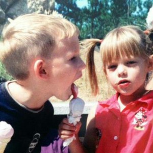 Photo documentation of the ice cream situation on our trip to Mt. Rushmore.