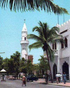 An avenue in downtown Mogadishu in 1963. Photo credit: Somaliweyn via Wikimedia Commons / CC BY-SA 3.0