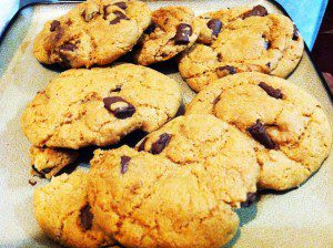 http://www.publicdomainpictures.net/view-image.php?image=59277&picture=homemade-cookies