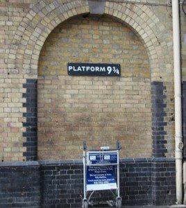 800px-Harry_Potter_Platform_Kings_Cross