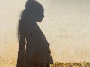 Shadow_in_women_in_sad