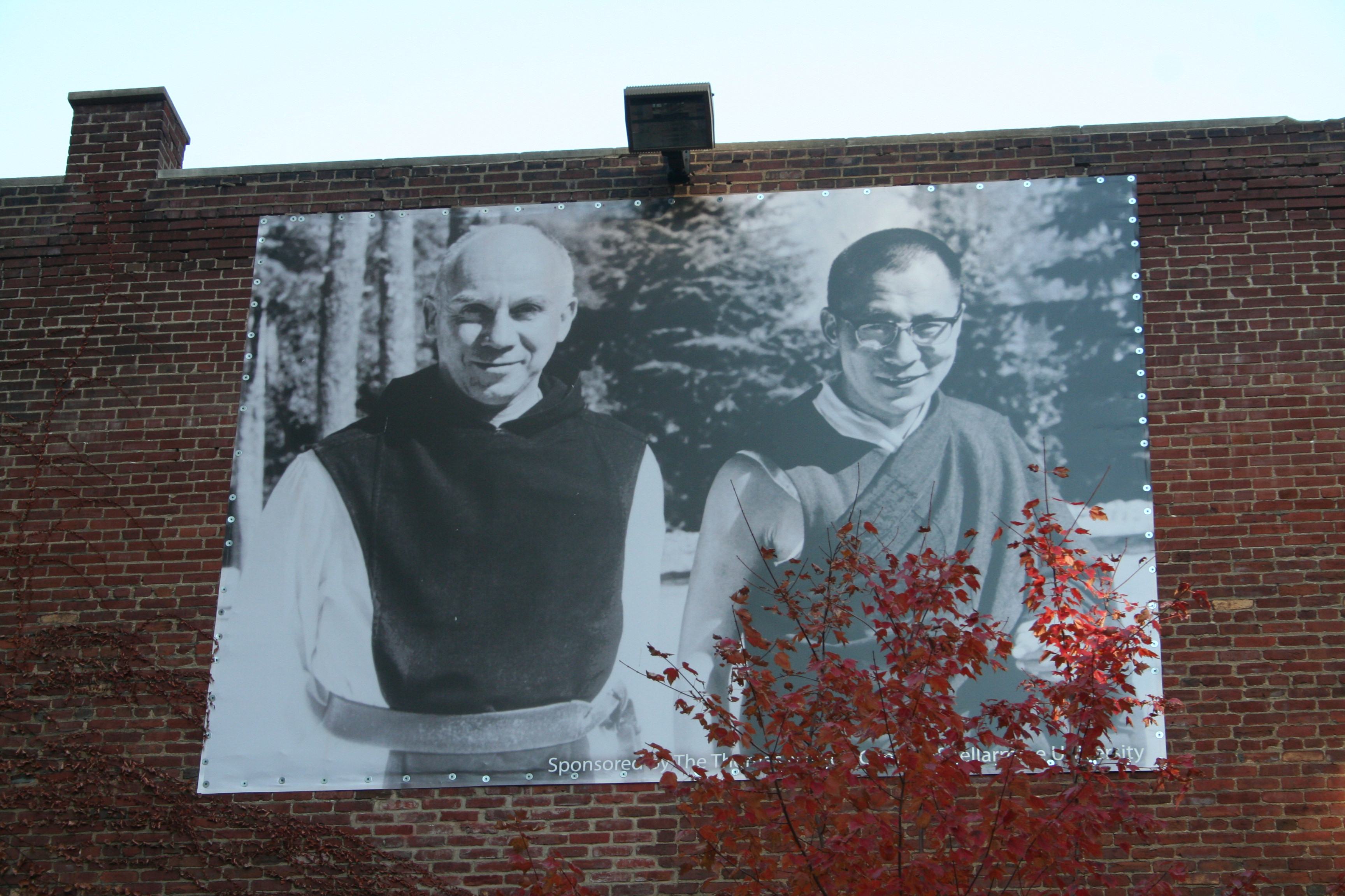 Mural in Louisville of Thomas Merton and the Dalai Lama (Lori Erickson photo)
