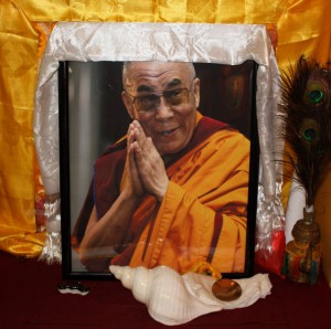 Image of the Dalai Lama at DGI (Lori Erickson photo)