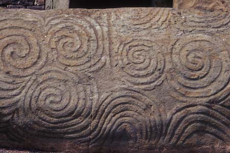 Newgrange_Entrance_Stone
