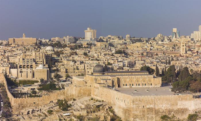 Israel-2013(2)-Jerusalem-View_of_Al-Aqsa_Mosque_&_Temple_Mount