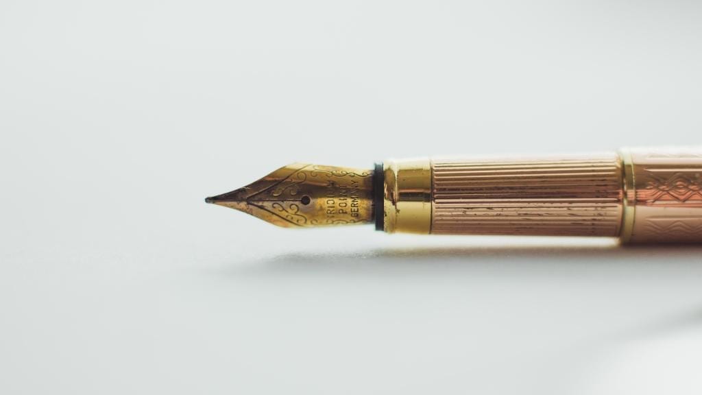 image of an old-fashioned pen
