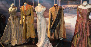 Game_of_Thrones_Oslo_exhibition_2014_-_Royal_court_costumes