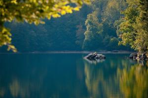 a lake like the one I went swimming in