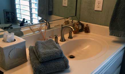 bathroom-sink-vanity-sm