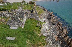Abbey_Ruins,_Abbey_Island,_Derrynane_-_geograph.org.uk_-_981176