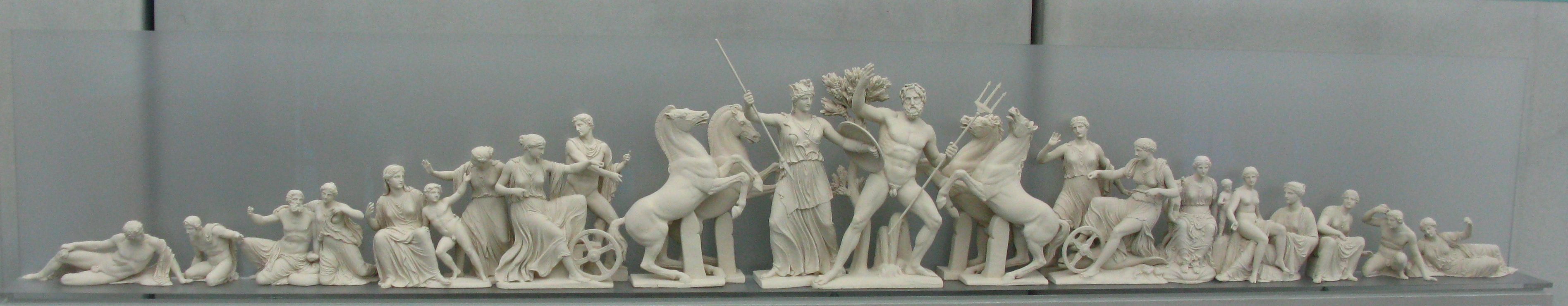 Reconstruction_of_the_west_pediment_of_the_Parthenon_1