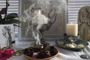 incense, offering to the dead, samhain, halloween, pagan festival, goddess hekate