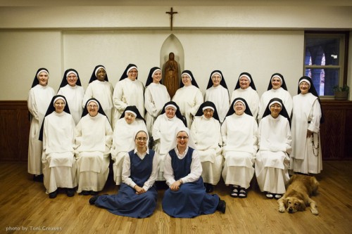 Dominican Nuns of Summit. Community portrait, 2014. (Photo by Toni Greaves)