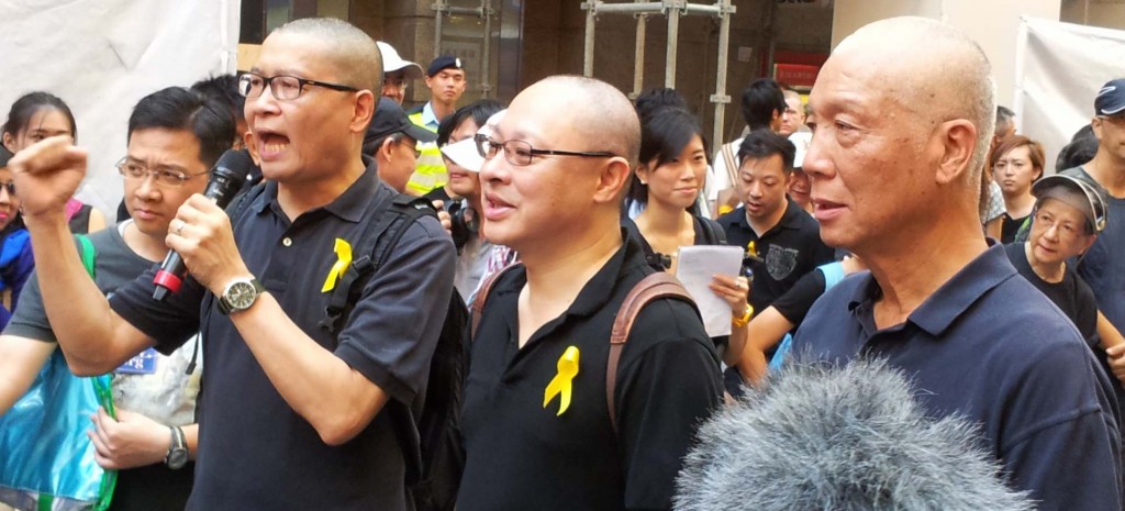 Occupy Central with Love and Peace, 14 September 2014 - by Sirlanz (Occupy_Central_Hong_Kong_Leadership_on_14_September_2014.jpg) [CC BY 4.0 (https://creativecommons.org/licenses/by-sa/4.0/deed.en)], via Wikimedia Commons