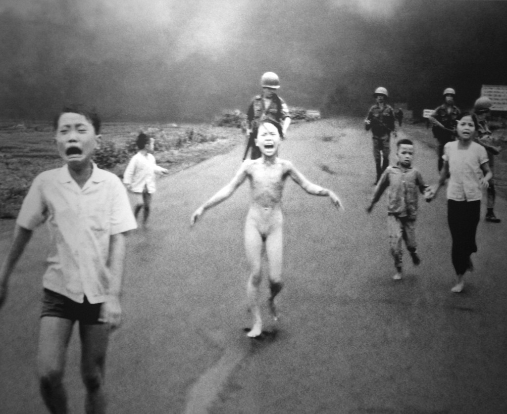 Napalm Girl, Vietnam, Associated Press 1973 Pulitzer Prize Photo - by Cliff (4427918225_d51bd5876b_o.jpg) [CC BY 2.0 (https://creativecommons.org/licenses/by/2.0/)], via Flickr