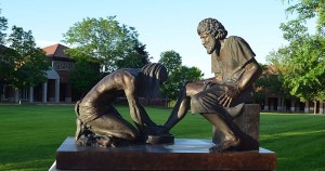 Jesus Washing Feet statue