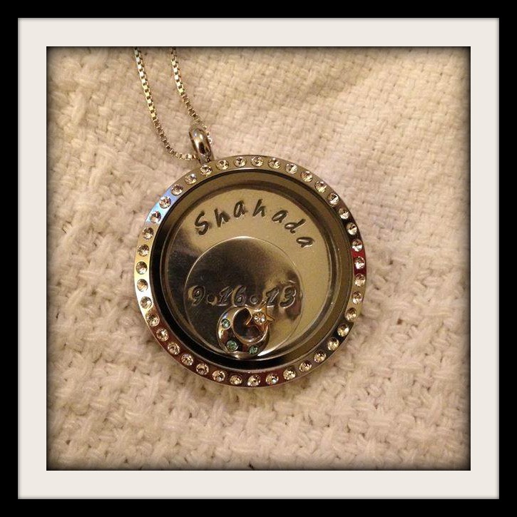 This is the photo of Amina's finished locket that she shared online.