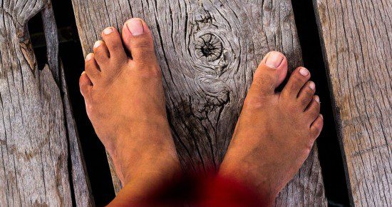 Image via https://pixabay.com/en/foot-feet-body-pedicure-toe-skin-1784935/