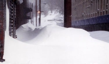 Blizzard_of_96_Snow_Drifts