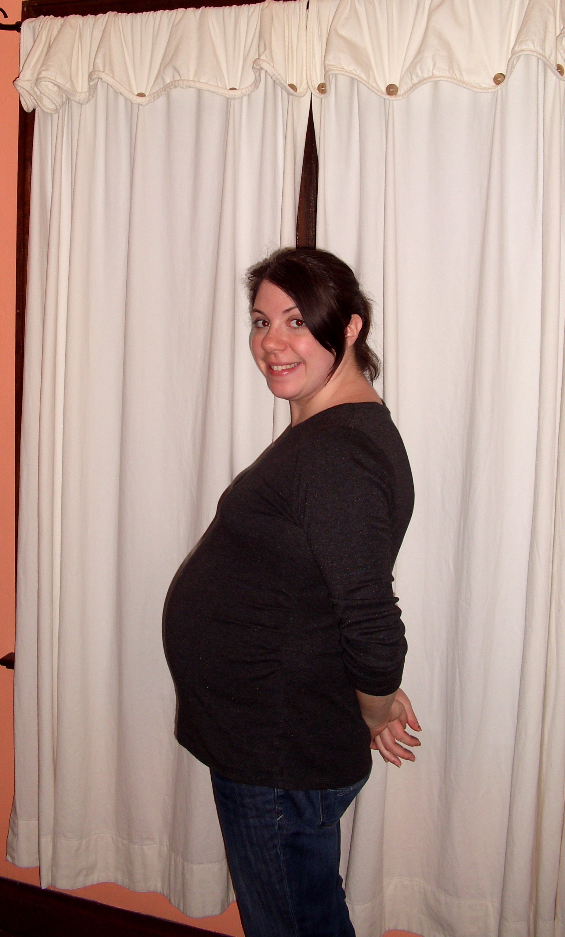 38 weeks pregnant and completely clueless