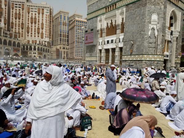 Sitting outside the Masjid e Harem (The Grand Mosque) in Makkah.