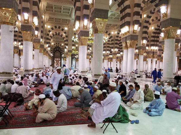 Prophet's Mosque image 1