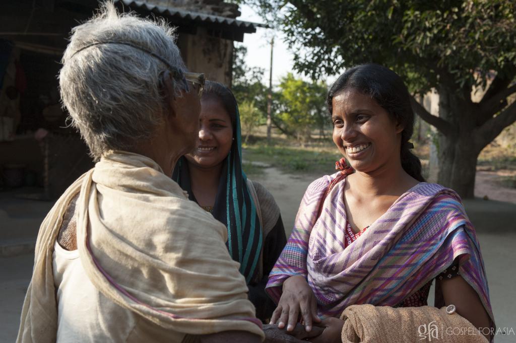 Consumed by an Intense Love, Myo Zaw Visits 100 Communities in 3 Years - KP Yohannan - Gospel for Asia