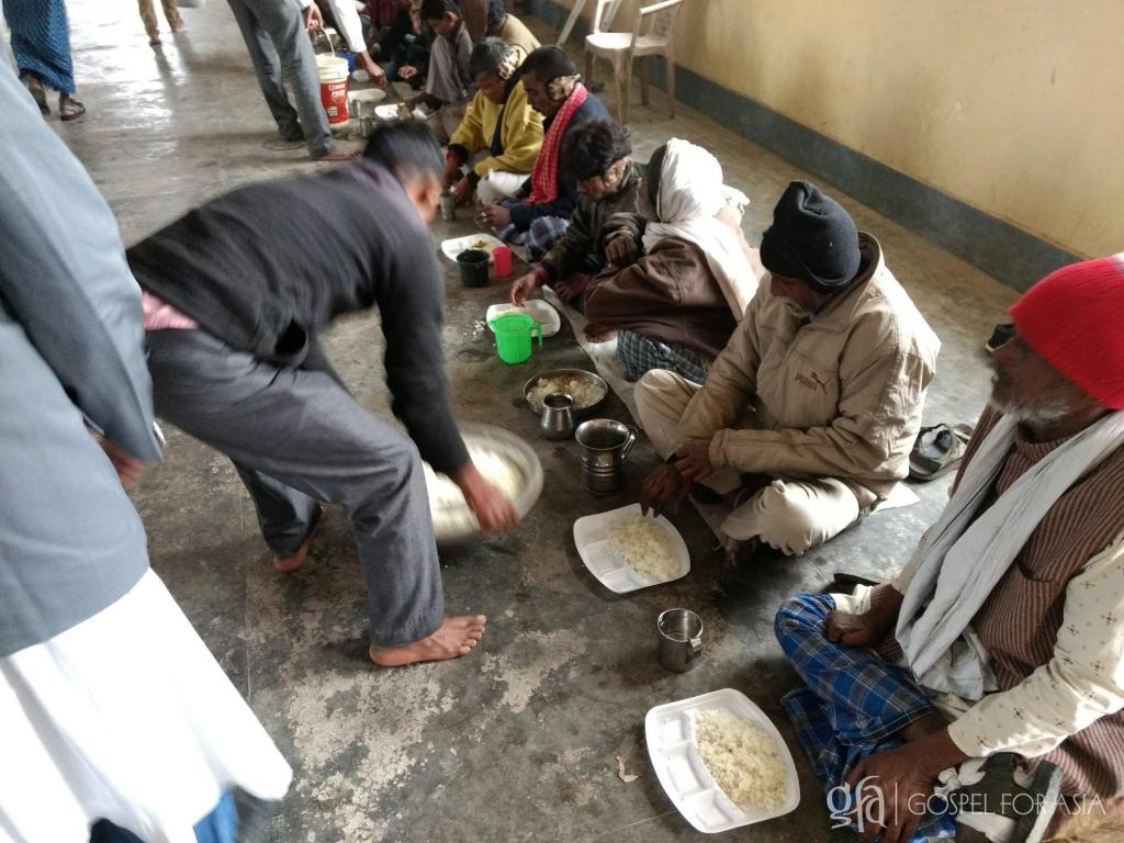 Gospel for Asia national partners feeding leper colony residents - KP Yohannan