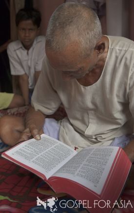 Many Asian believers still experience miracles today - KP Yohannan - Gospel for Asia