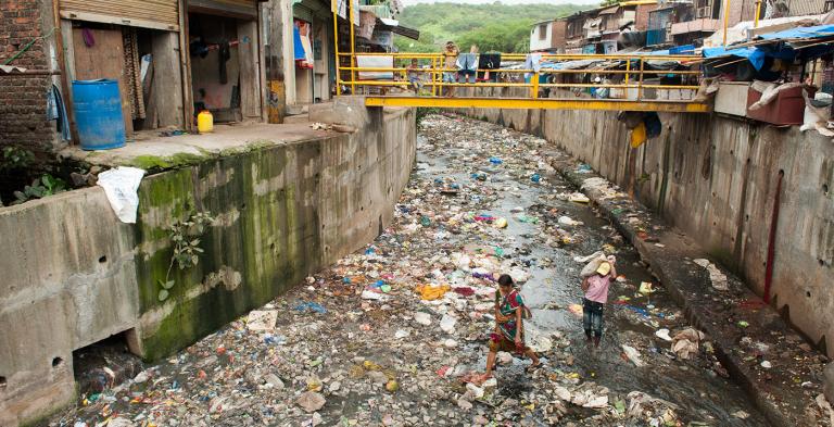 Dirty water in Asia and India that needs sanitation - KP Yohannan - Gospel for Asia